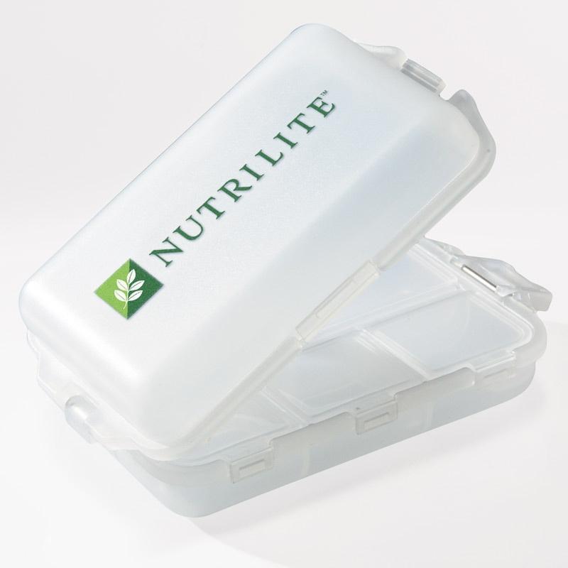 nutrilite dezute vitaminams 111661 1 Nutrilite™ Dėžutė