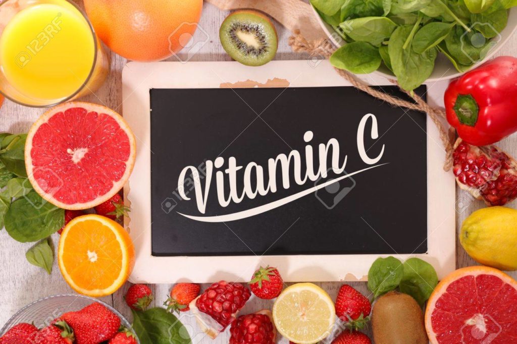 58889074 food with vitamin c Vitamino C nauda ir vartojimas